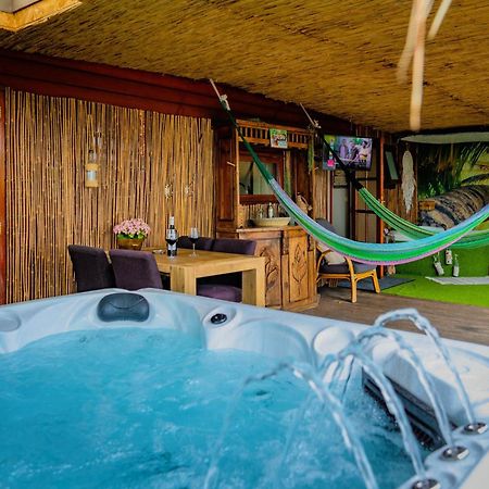 Erm Drents Genieten - Kraaiheide Met Prive Jacuzzi מראה חיצוני תמונה